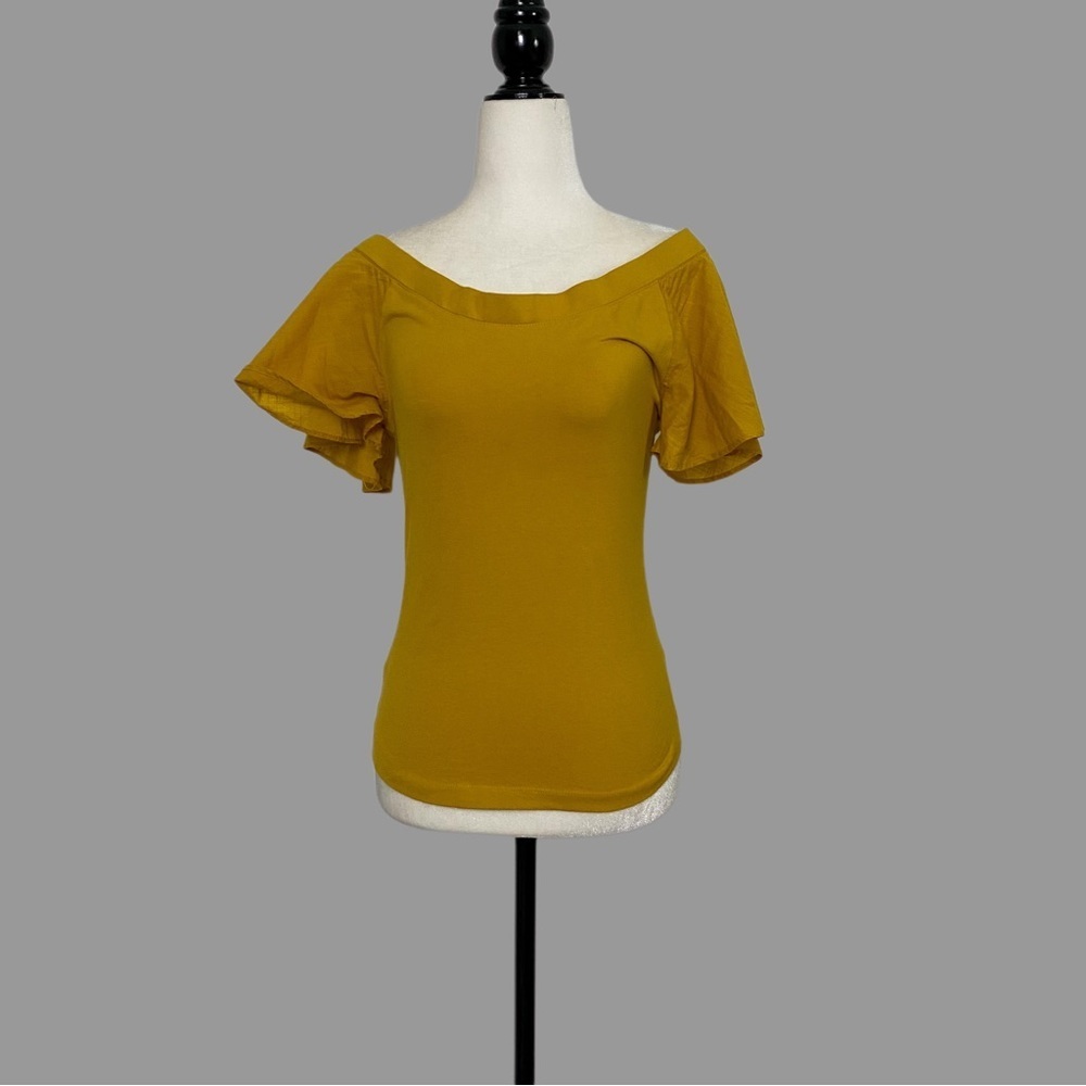 ❤️ XS ❤️ NWT Anthro Top T-Shirt Off The Shoulder Tee Flutter Sleeve